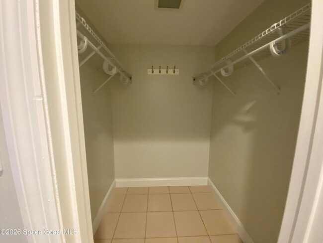 Building Photo - 325 S Banana River Blvd