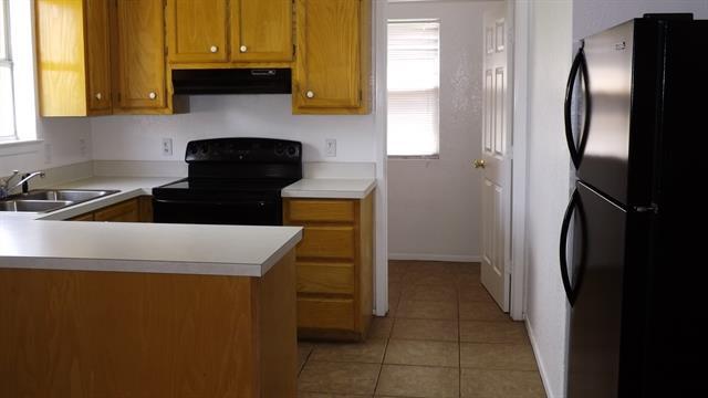 Building Photo - 809 Shady Grove Dr