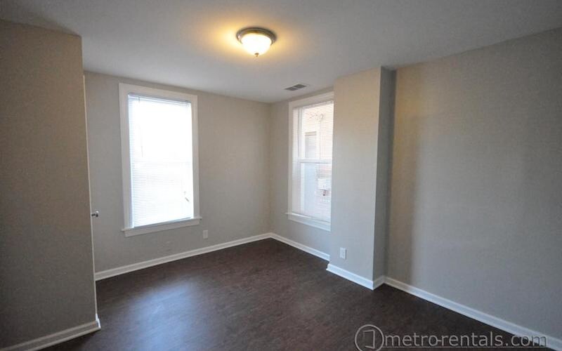 Building Photo - 452 W 3rd Ave