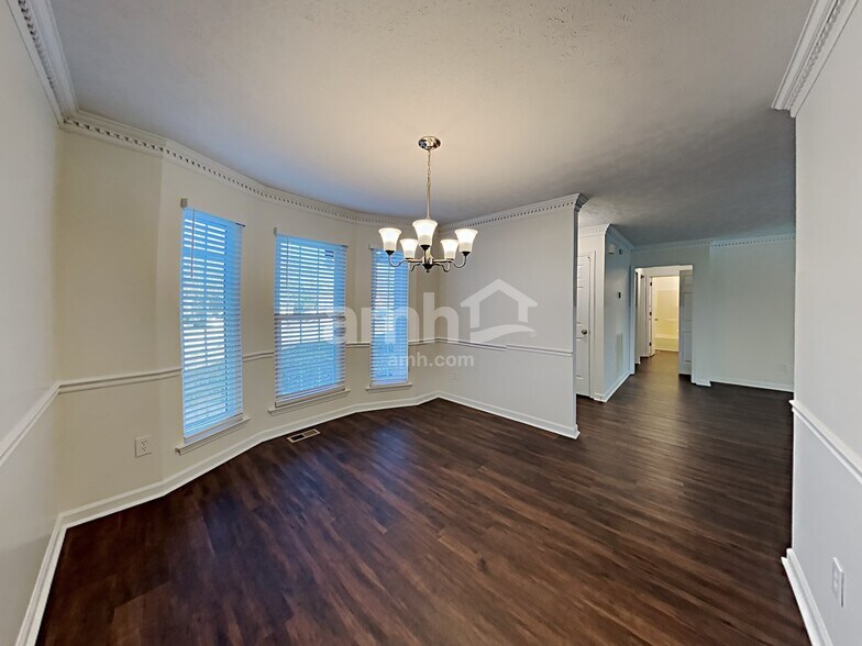 Building Photo - 200 Lakeside Park Dr
