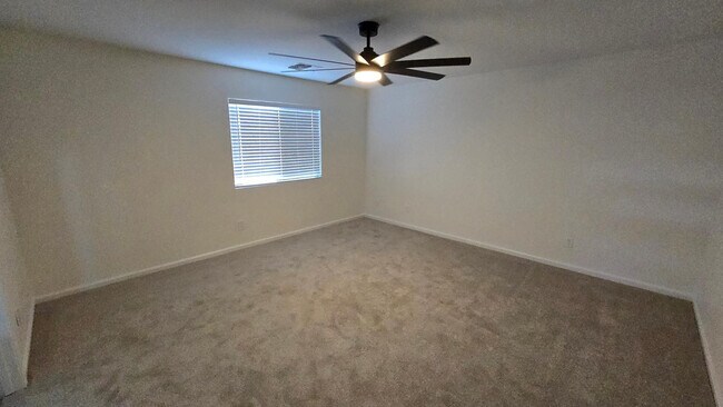 Building Photo - 11439 W Ashley Chantil Dr