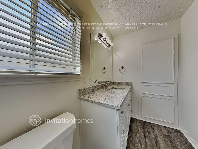 Building Photo - 18002 Woodgum Dr