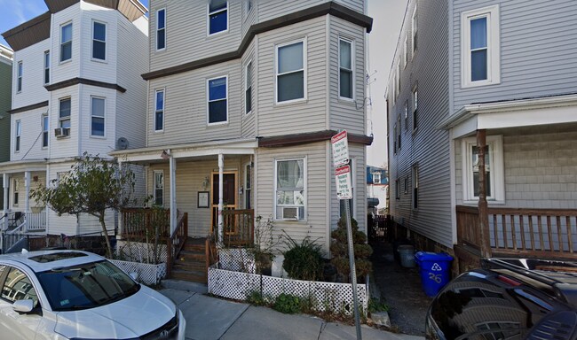 Building Photo - 24 Maryland St