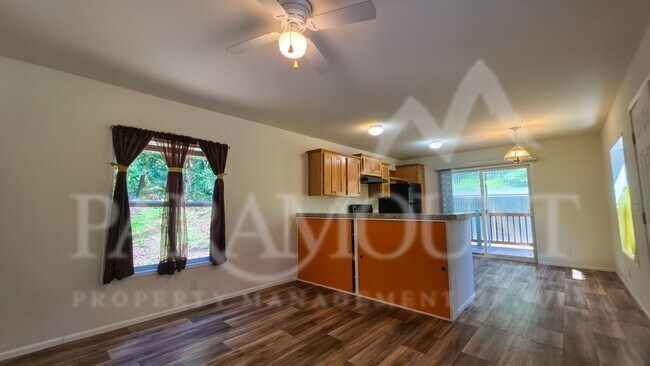 Building Photo - 9020 Quail Ridge Rd SW