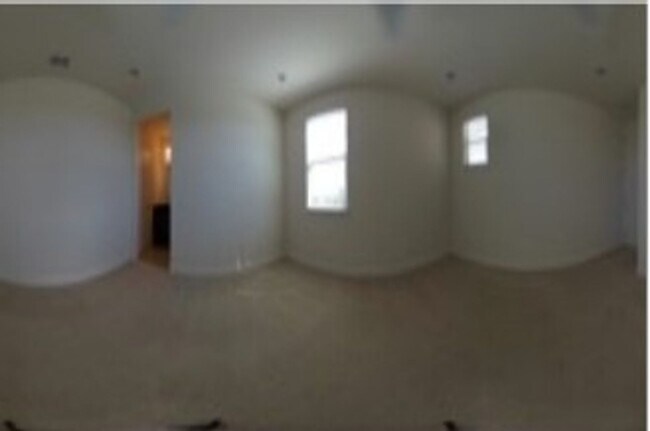 Building Photo - 9240 Sylvan Wds St
