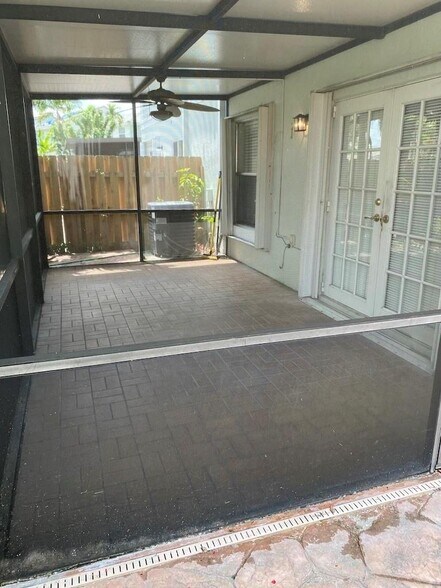 Building Photo - 4810 Grapevine Way