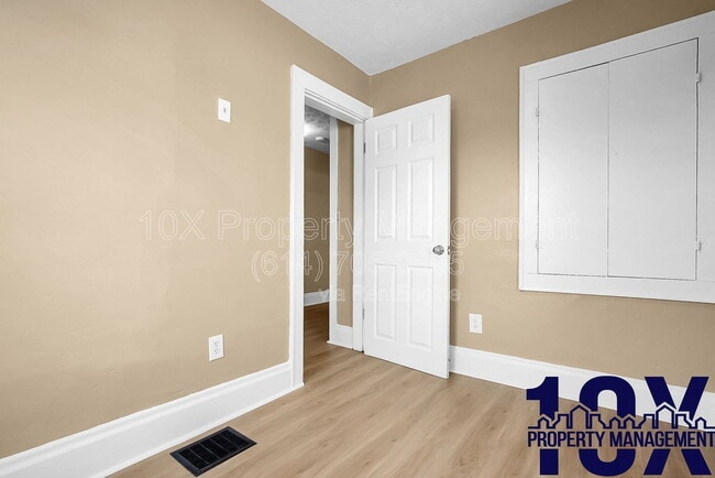 Building Photo - 2545 Sullivant Ave