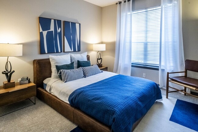 Building Photo - Parc 1346