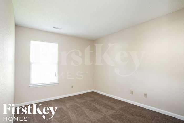 Building Photo - 1821 Windy Hl Ln