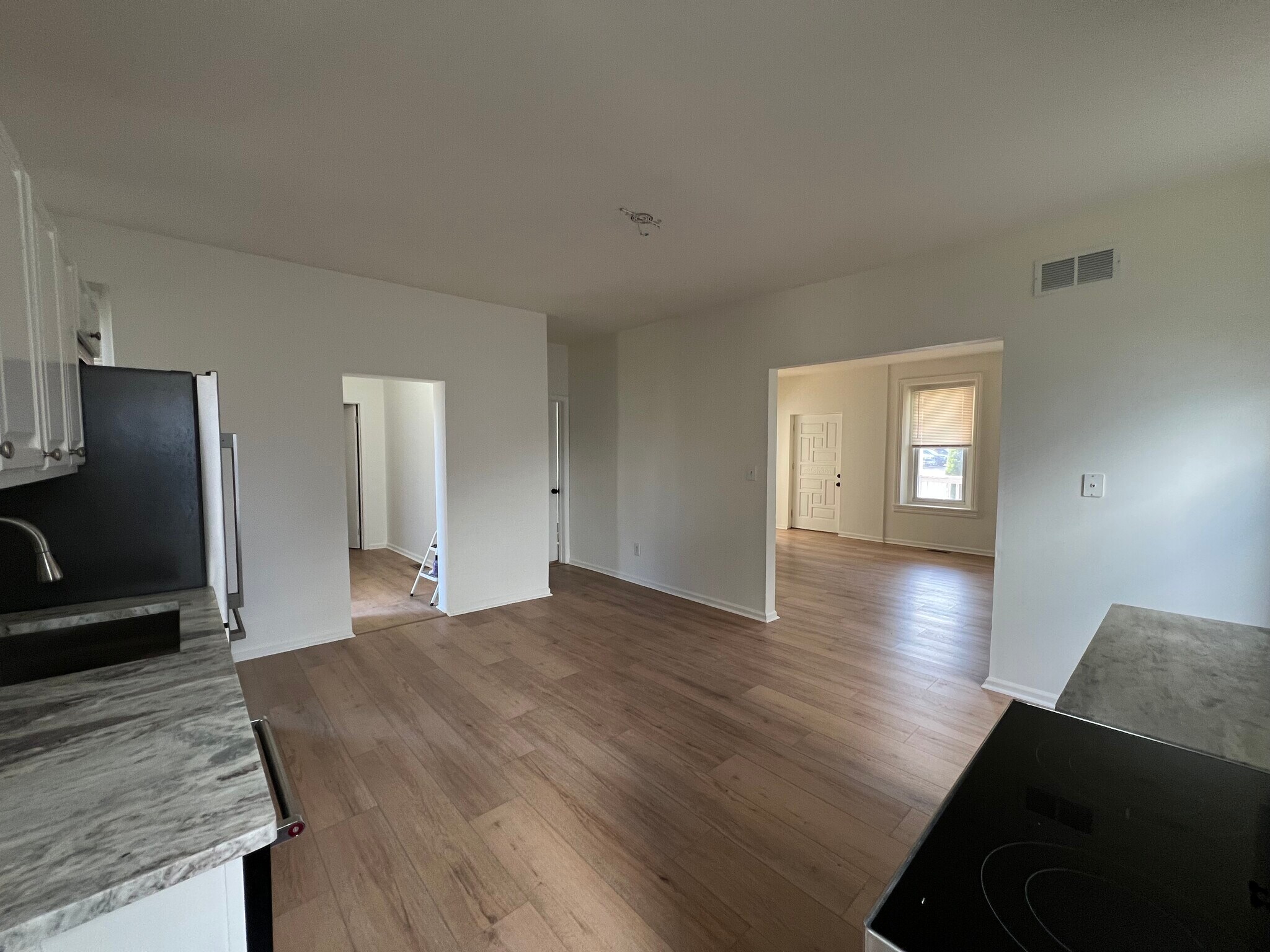 Building Photo - 1907 W Point Pike