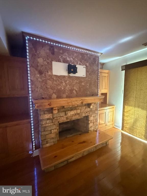 Building Photo - 1080 Pendleton Ct