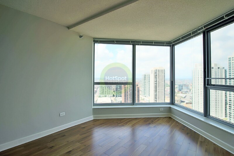 Building Photo - 312 N Canal St