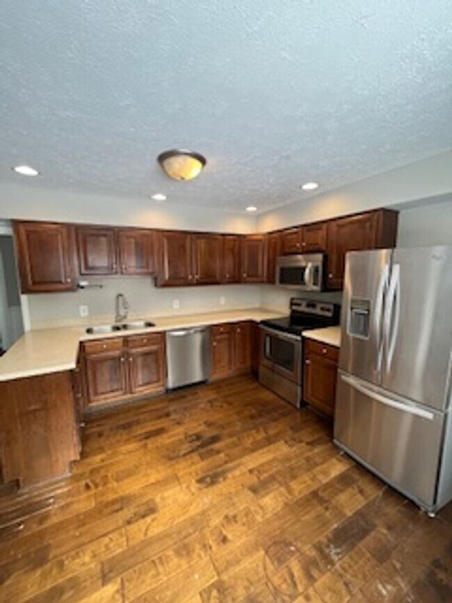 Building Photo - Sycamore Knolls: Comfort, Space & Convenience on Bloomington's East Side