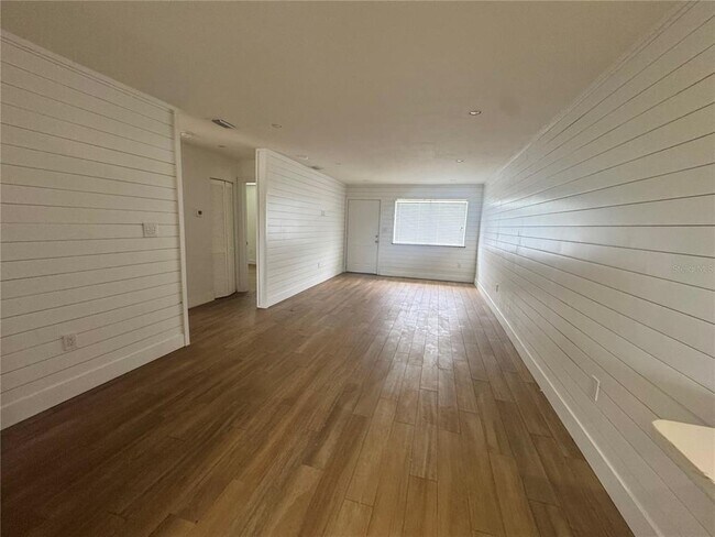 Building Photo - 2744 Botts Landing Rd