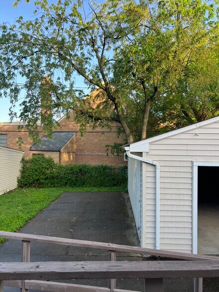 Building Photo - 3602 W 148th St