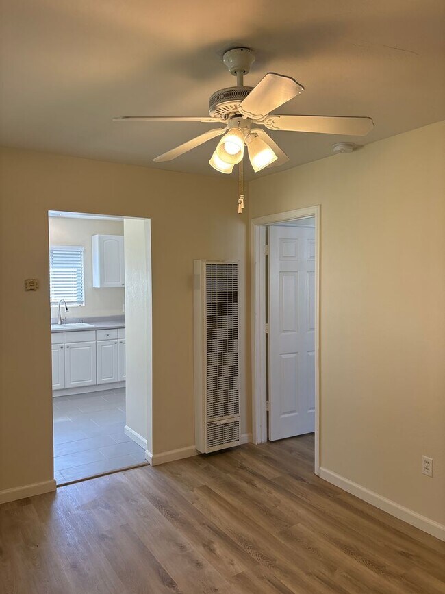 Building Photo - 207 West Eleventh Avenue #B, Escondido, CA 92025