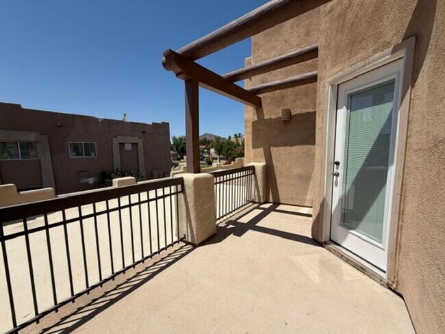 Building Photo - 7021 E Earll Dr