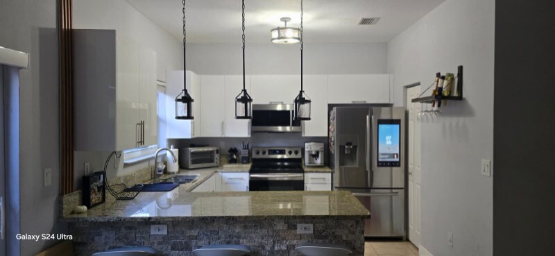 Building Photo - 5109 SW 141st Ave