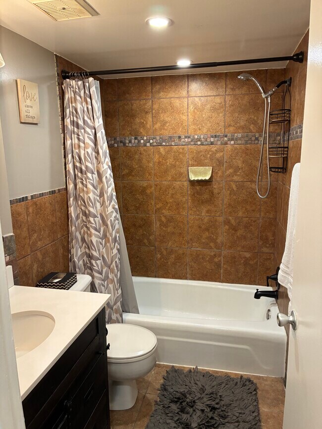 Building Photo - 3000 7th St NE