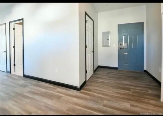 Building Photo - 77 Whiting St