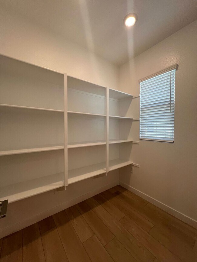 Building Photo - Brand New 4 Bed / 3.5 Bath Single-Family Home – Modern, Spacious & Energy Efficient