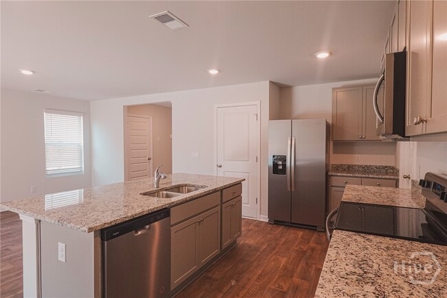 Building Photo - 411 Coconut Dr