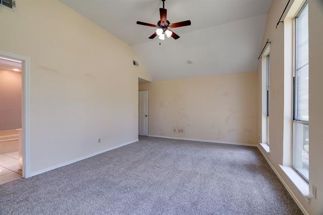 Building Photo - 2100 Remmington Dr