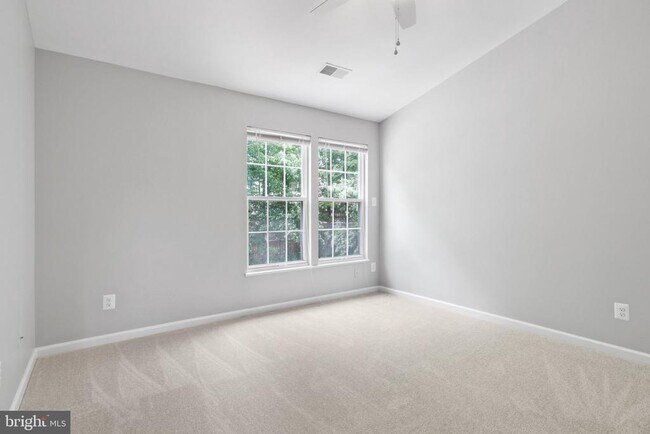 Building Photo - 12774 Silvia Loop