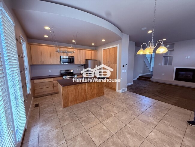 Building Photo - 7535 Vinci Pl