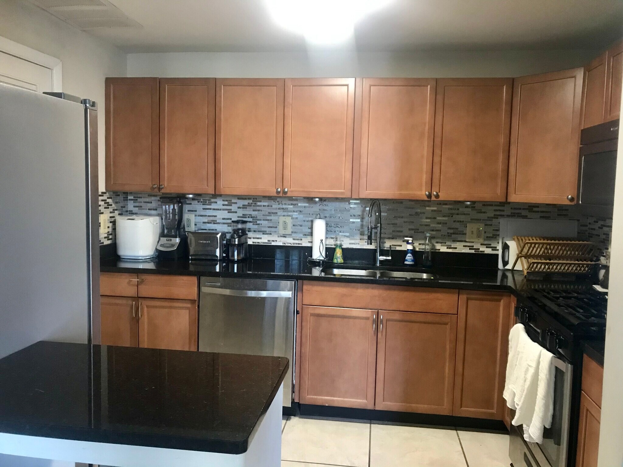 Kitchen - 526 St Paul St