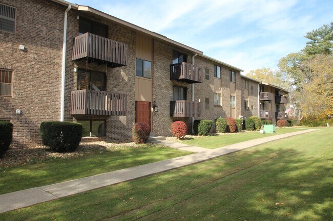 Building Photo - 6160 LIBRARY ROADAPT 42