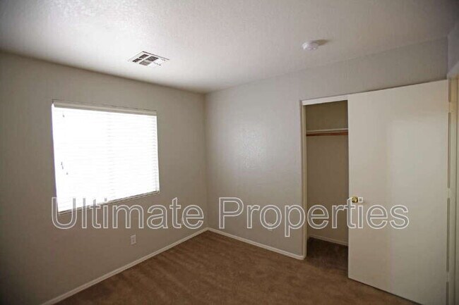 Building Photo - 15312 W Watson Ln