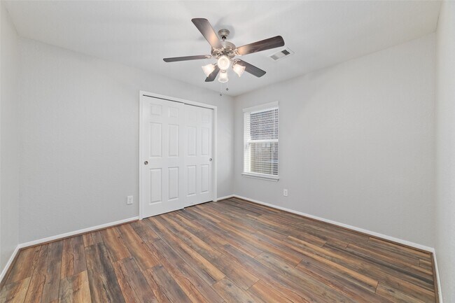 Building Photo - 4922 Gingham Check Ct