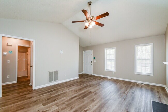 Building Photo - 40 Bent Creek Ct