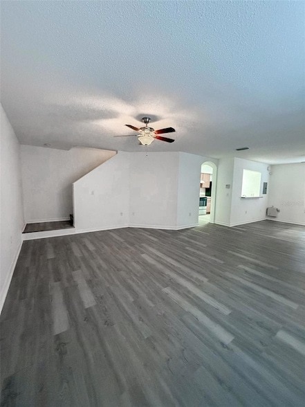 Building Photo - 7328 E Bank Dr