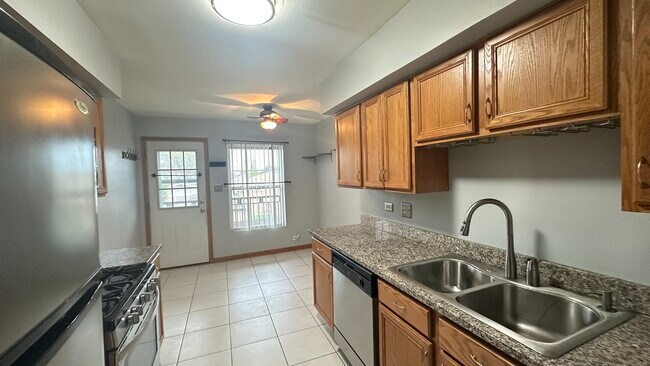Building Photo - 4935 N Harlem Ave