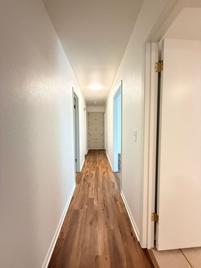 Building Photo - Beautiful 4 Bedroom 1.5 Bath - City View ISD