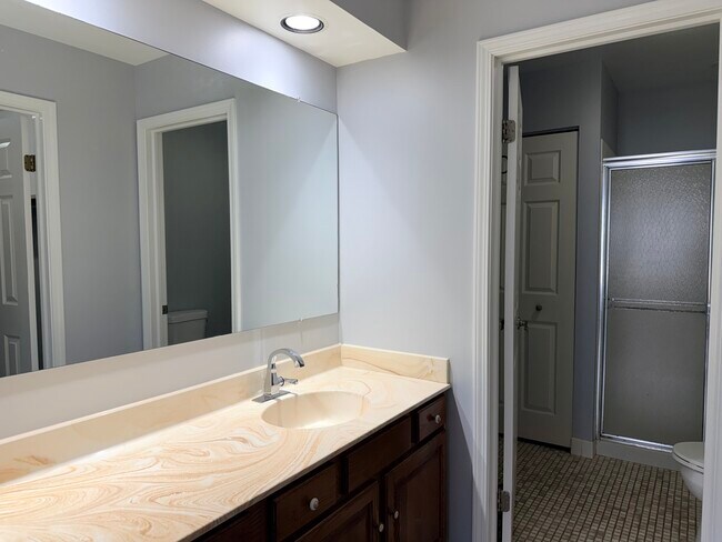 Building Photo - 1312 Coventry Cir