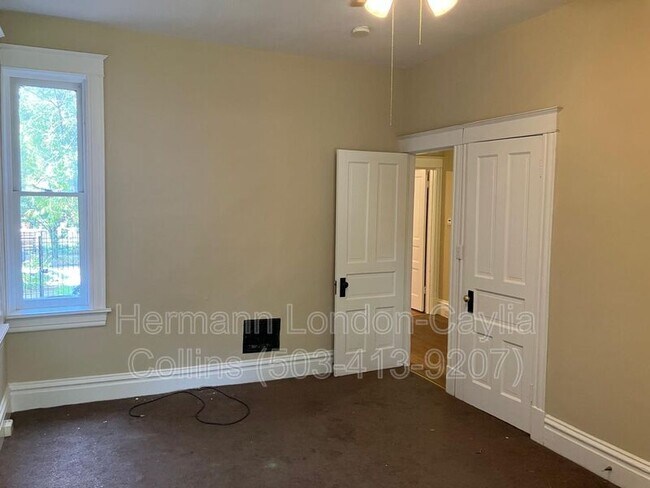 Building Photo - 4504 S Grand Blvd