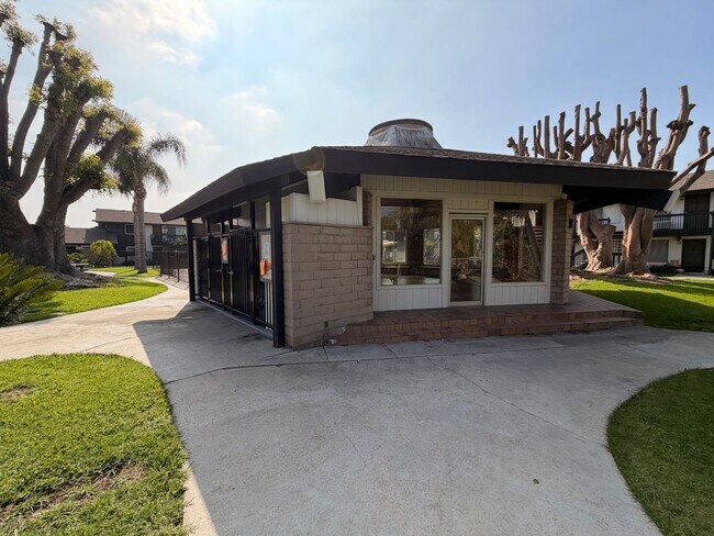 Building Photo - Remodeled 1 Bedroom, 1 Bathroom Stanton Co...