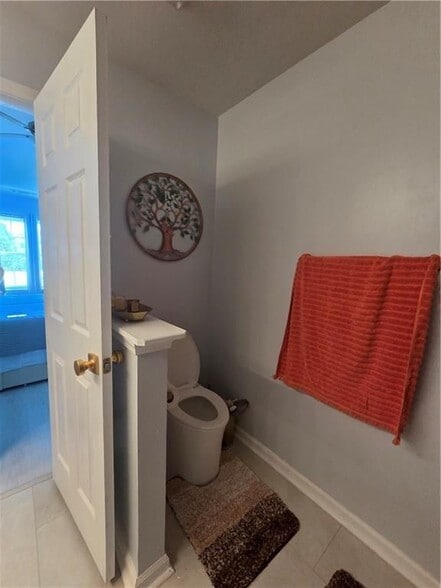 Building Photo - 4106 Dahlgreen Way