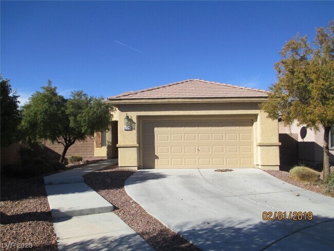 Primary Photo - 6729 Curlews Ct