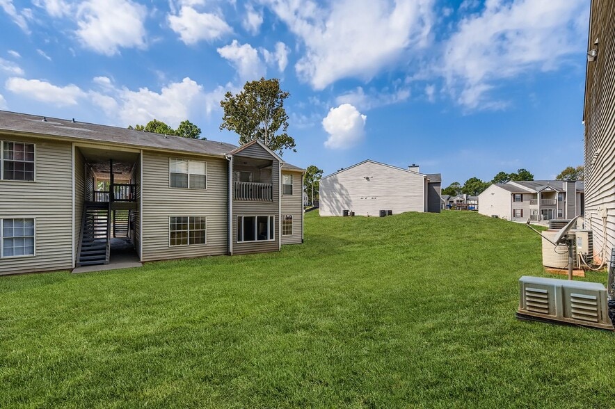 Building Photo - Keita 1875