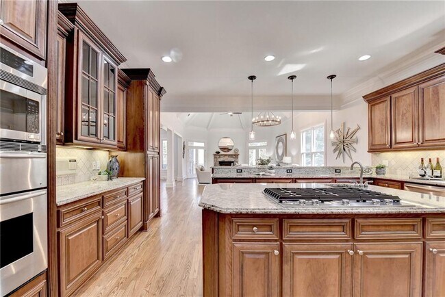 Building Photo - 8330 Royal Melbourne Way