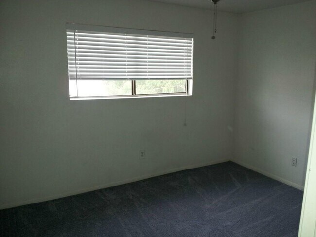 Building Photo - 8807 Schick Rd