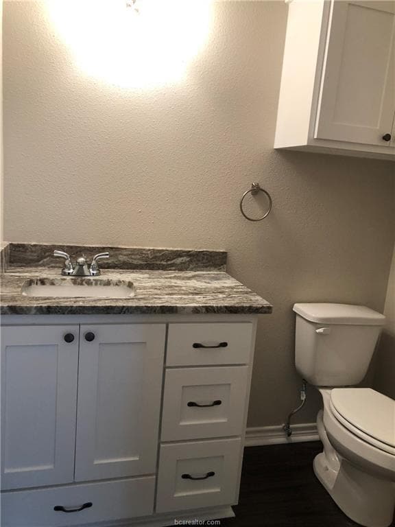 Building Photo - 718 San Saba Dr