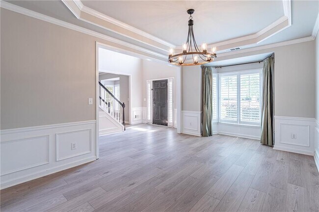 Building Photo - 5491 Oxford Chase Way
