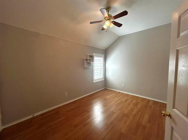 Building Photo - 4420 Lansbury Ln