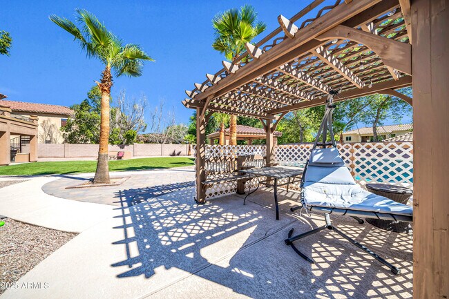 Building Photo - 7149 W Avenida Del Sol