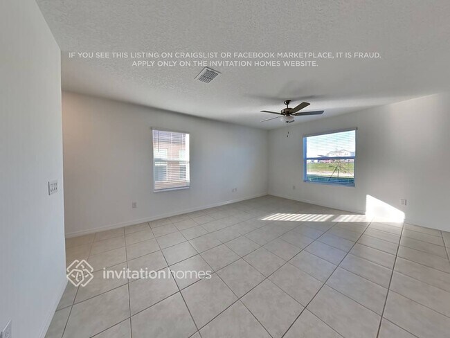 Building Photo - 113 Rose Bud Ln